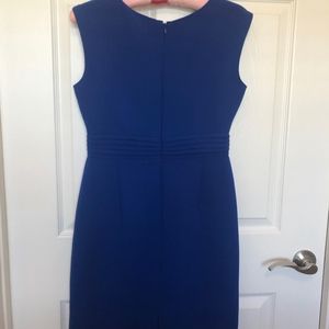 Tahari Dresses - Tahari Royal Blue Sheath Dress 4P Tahari Dresses - Tahari Royal Blue Sheath Dress 4P